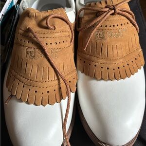 🌺NWOT🌺Wilson Staff White and Tan Golf Shoes